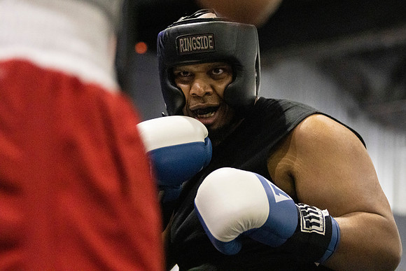 Buffalo-Golden-Gloves-Boxing_April-2023_A2100