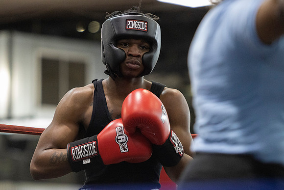 Buffalo-Golden-Gloves-Boxing_April-2023_A0521