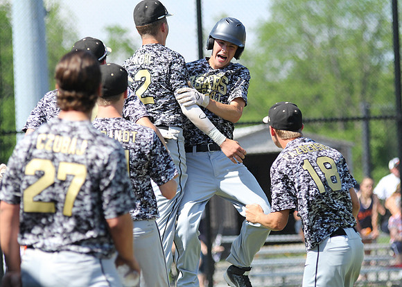 JFK Bears Baseball Byczkowski_dn