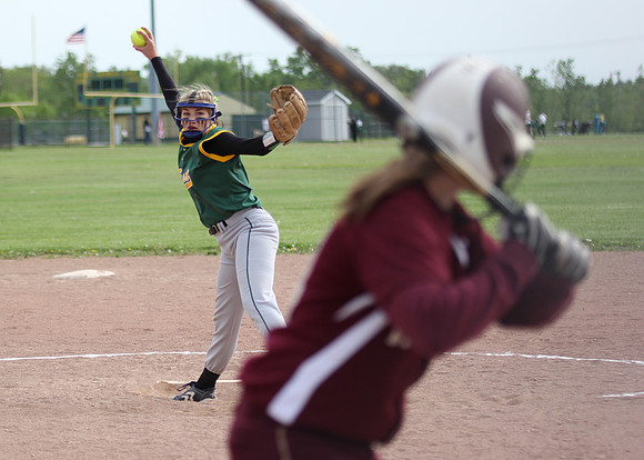WestSeneca_5-28_EastSoftballKelly_dn