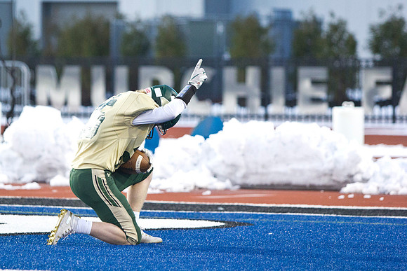 St-Marys-football-2019-MMHSAA-Class-B_460