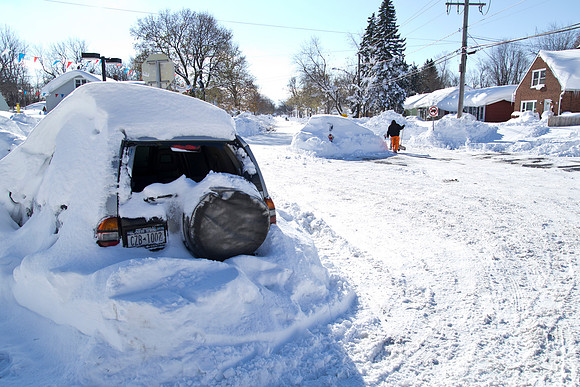 LakeEffectStorm_Knife_WestSeneca_023_dn